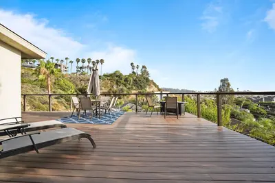 Image de Private Villa with Pool, Racetrack & Ocean Views.