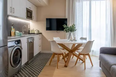 Image de 4. 1 Duplex design avec une fantastique terrasse