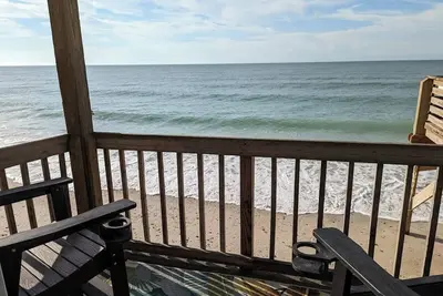 Image de Seaside Joy - This is your happy place!