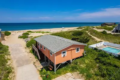 Image de 315 - South Nags Head Ocean-Front & Dog Friendly!