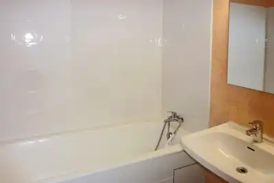 Image de 300m du centre station, 4ème étage, vue vallée, balcon, télévision, 22m², Les Orres