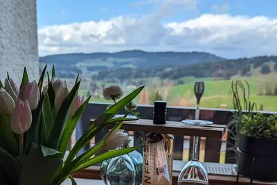 Image de Apartment Bergzeit with pool, sauna and a beautiful view