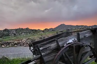 Image de Private Bunk House with beautiful views in Yarnell Arizona