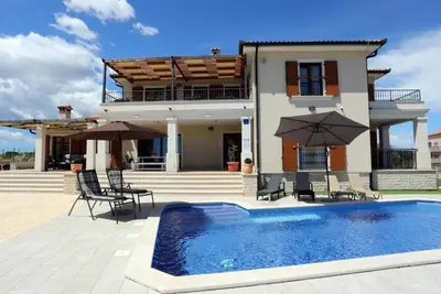 Image de Appartement de vacances Medulin pour 1 - 6 personnes avec 3 chambres à coucher - Maison de vacances