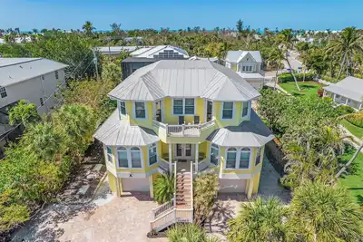 Image de Walk to Beach, Pool+Hot Tub, Game Room | Captiva 5bdr | Coco Mango by AvantStay