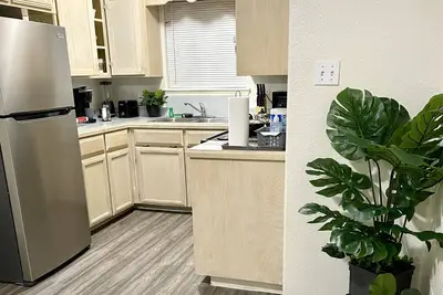 Image de New! 🌟 5 min from ✅Mall, Downtown, Airport & Dining❤️!