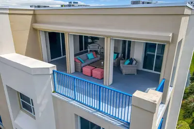 Image de Oceanwalk Penthouse / Close to Pool / 2 Balconies / Ow11-605