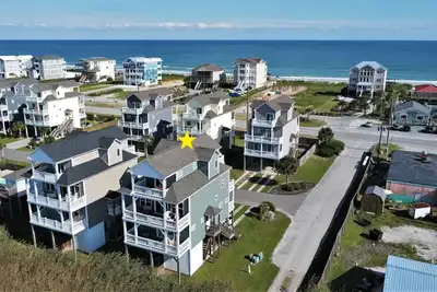 Image de Knot Fade Away - Soundfront Home - Community Pool, Elevator, Short Walk to Beach