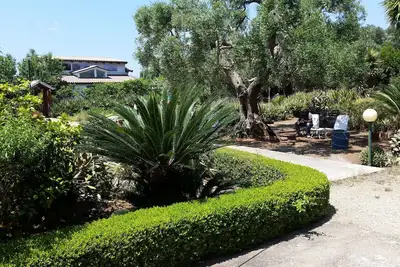 Image de Villa Le Radici with jacuzzi 5 minutes from Salento's Caribbean sea