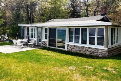 Image de Lakehouse on Lake Huron, Mermaid Coast Cottages