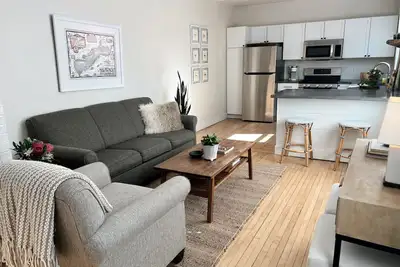 Image de Downtown Green Lake-Steps from Lake, Restaurants and Shopping