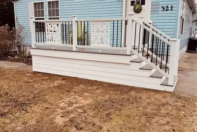 Image de New Kitchen Summer 2025! Includes Beach Box & 8 Beach Tags! Sat to Sat rental.