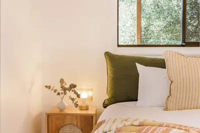 Image de Mika \\xB7 Cabin with fireplace, walk to the beach
