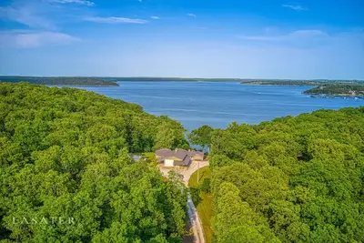 Image de New! Gorgeous 3bd 2bth Lakefront House on Bull Shoals! Pet Friendly!