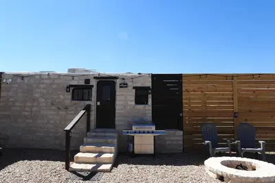 Image de Cozy Camper\/Rv: Hot tub available