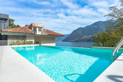 Waterfront Villa Fra Riva with spa & swimming pool