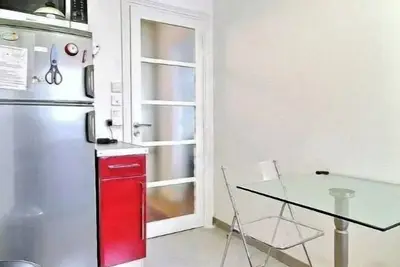 Image de 2br in 7th with Balcony and Aircon