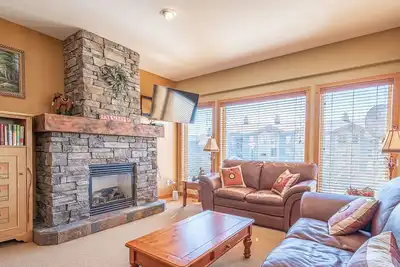 Image de Bear's Paw Chalet - Amazing Location & Ski In/Out