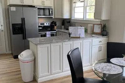 Image de Jo Mac Cottage- Quiet Home near Unc Chapel Hill