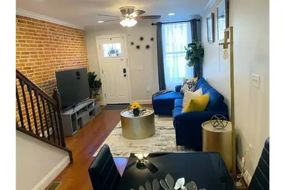 Image de Beautifully decorated Federal Hill home w/ rooftop