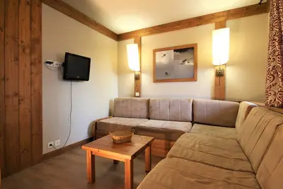 Image de Studio agréable près des pistes avec terrasse et casier à skis