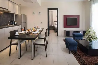 Image de Luxurious 1 Bedroom Royal Suite