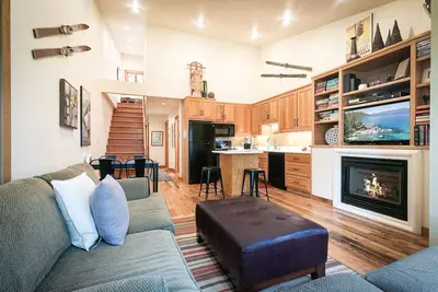 Image de Northstar Ski-In/Ski-Out Renovated 2br Hidden Gem at Truckee Lake Tahoe