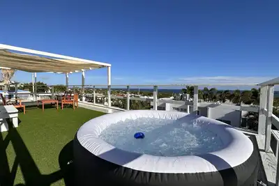 Parguera Paradise, Luxury Modern Beach House!