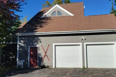 Image de Private, pristine 3 Br, 1 1/2 Ba home in Waterville Valley, Nh