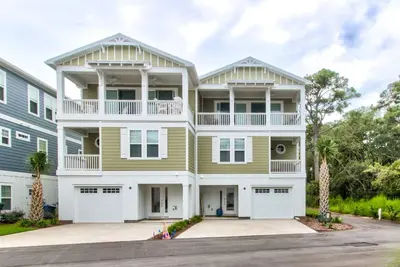 Image de Sfw32115: Kure Cove- Brand new townhome in Kure Beach w/ Community Pool!