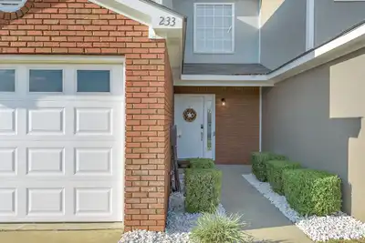 Image de J&Y Family 3br\/2. 5ba \/ LuxuryTownhouse