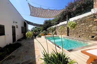 Image de Villa Sud Gigaro 5 bedrooms, heated pool