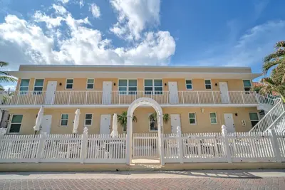 Image de Beach Escape Corner Apartment