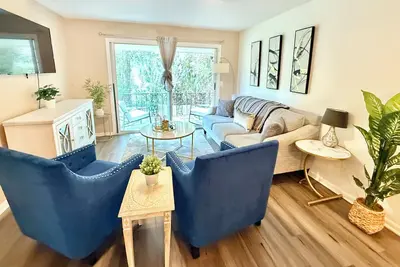 Image de Beautiful Condo! Very peaceful and Safe! !