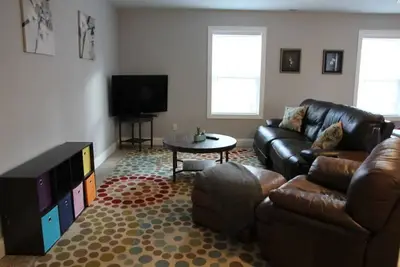 Image de Spacious Asheville Studio - A Dream for Couples!