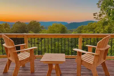 Image de Scenic Views! Pool table - Fire Pit - River Access - Arcade