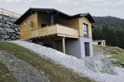 Image de Belle maison de vacances privée pour 6 personnes avec Wifi, Tv, terrasse et parking