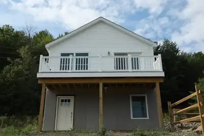 Image de Brand-New House On Lake With Tons of Privacy