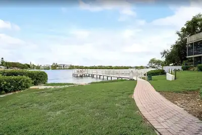 Image de Cozy Family Condo- Beautiful Newly Renovated 2 Bedroom - Near Siesta Key!