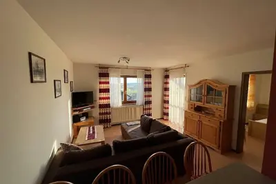Image de Helle Ferienwohnung für bis zu Vier Personen mit Balkon