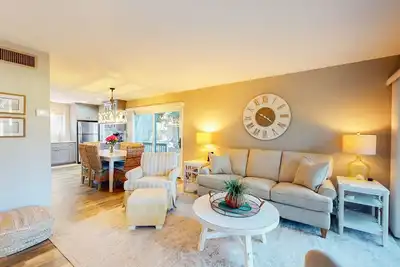 Exquisitely updated with Incredible views!