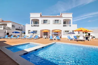 Image de Appartement 'Arcadia - PatrĂcia' avec piscine partagĂ©e et Wi-Fi