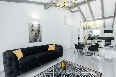 Image de Modern Apartment Black Diamond with balcony and sea view