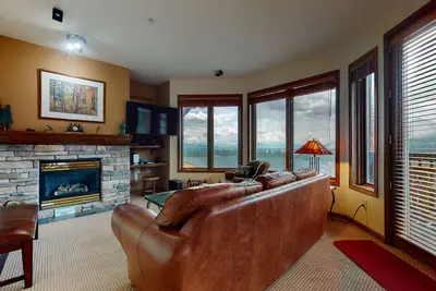 Image de Ultimate Summer Get-A-Way. Unbeatable Views, Private Laundry, Near Trails