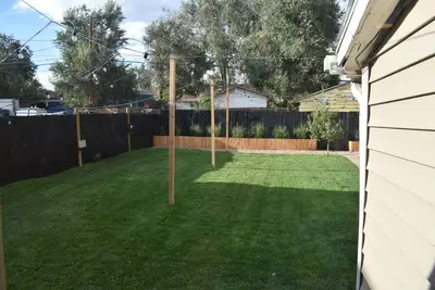 Image de Updated 1930s Bungalow With Big Backyard & Hot Tub