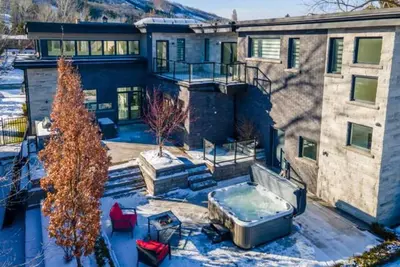 Image de Blue Mountain Brand New Villa by Black Ski Trails 5-7 min to Village