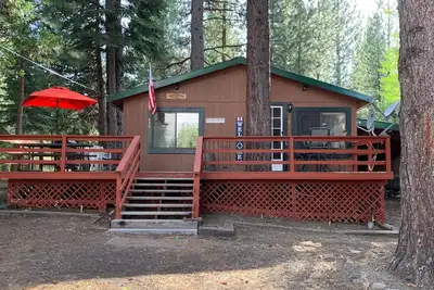 Image de Wi-Fi 2 bed\/2 bath Peaceful Calpine Retreat!