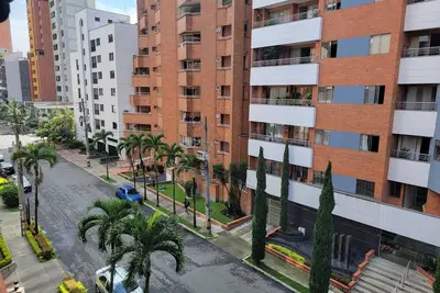 Image de Acogedor y Elegante Apartamento en la Mejor Zona de Laureles