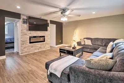 Image de Chic Long Pond Family Home w/ Fire Pits & Deck!