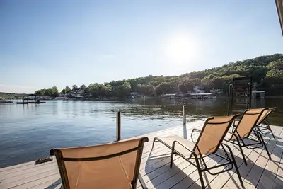 Image de Ideal Cove with Amazing Dock, Kayaks & Fire Pit